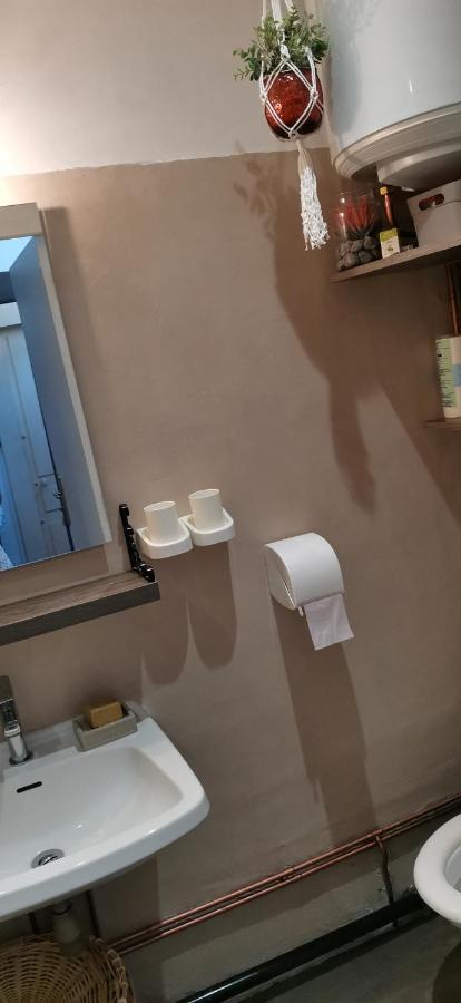 Charmant Studio Au Calme A 5 Min Du Centre Ville Saint-Claude Εξωτερικό φωτογραφία